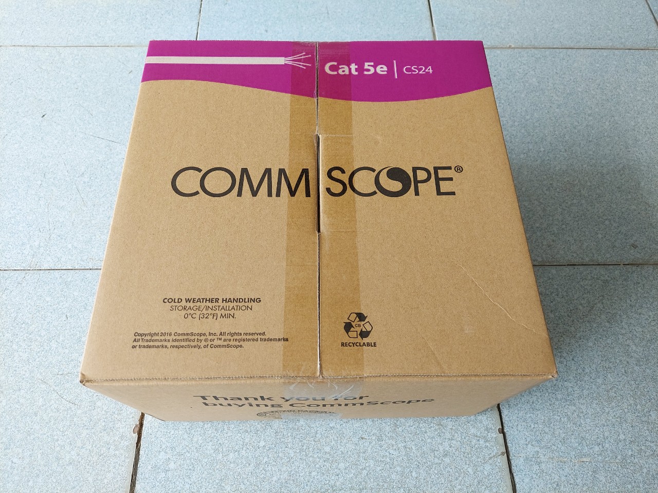 Cáp mạng Commscope Cat5e UTP