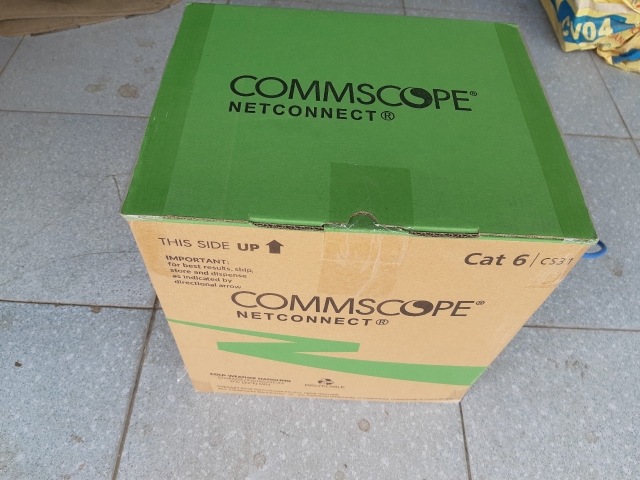 Cáp Mạng Commscope Cat6 UTP 4 Pair 1427254-6